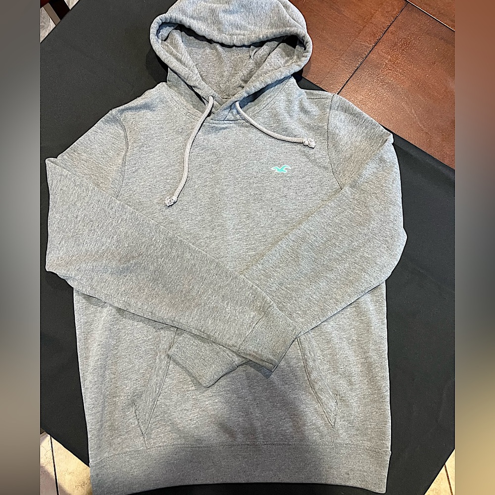 Grey with blue, Large hollister hoodie front pocket!